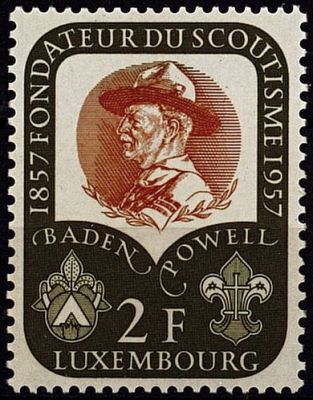 1957 - Luxembourg 526/527 - Cinquantenaire du scoutisme et centenaire de la naissance de son fondateur, lord Baden-Powell