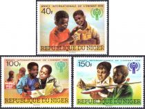1979 - Niger n&deg; 470/472 - Ann&eacute;e Internationale de l\'Enfant