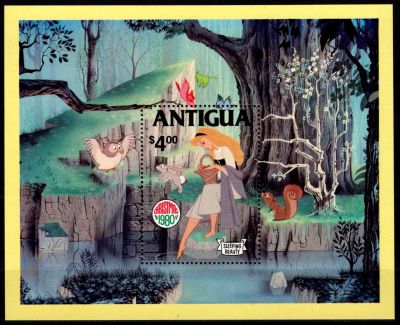 1980 - Antigua Bloc n� 52 - No�l - Le monde de Walt Disney - Sc�nes du film \ La Belle au bois dormant\ 