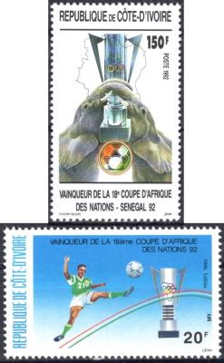 1992 - Cote d\'Ivoire Timbres n� 888/889 - 18e Coupe d\'Afrique des Nations de football
