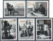 2002 - France 3519/3523 - Le si&egrave;cle au fil du timbre (VI) - La vie quotidienne (Les 5 valeurs d&eacute;coup&eacute;es)