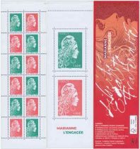 BC1525A carnet timbres gommés France Marianne l\'engagée 2018
